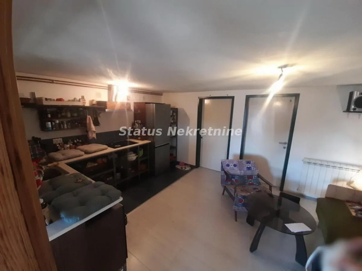 Prodaja, kuća, 157m², Futog, Novi Sad Sve Podlokacije