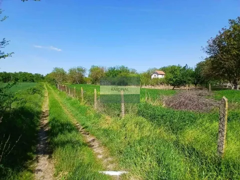 Zemljište in Vinorača