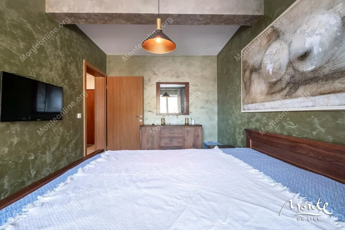Sale, two bedroom apartment, 76m², Lazi, Budva
