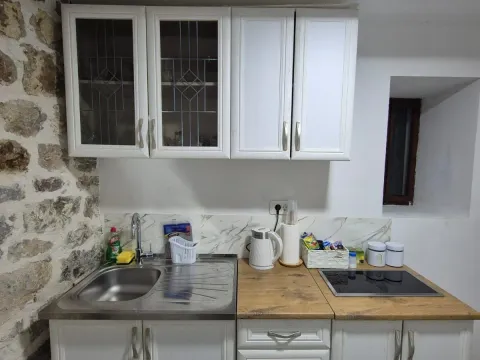 Prodaja, kuća, 58m², Muo, Kotor - image 4