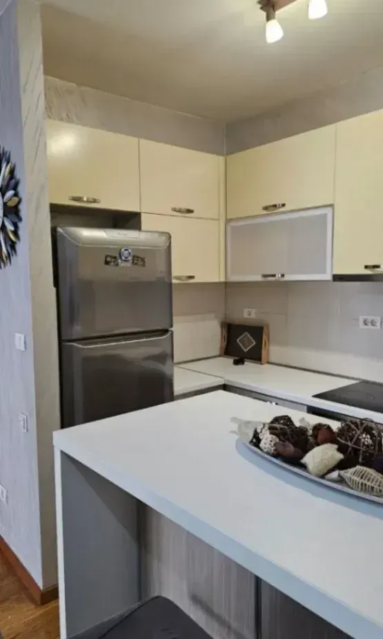 Izdavanje, jednosoban stan, 51m², City Kvart, Podgorica