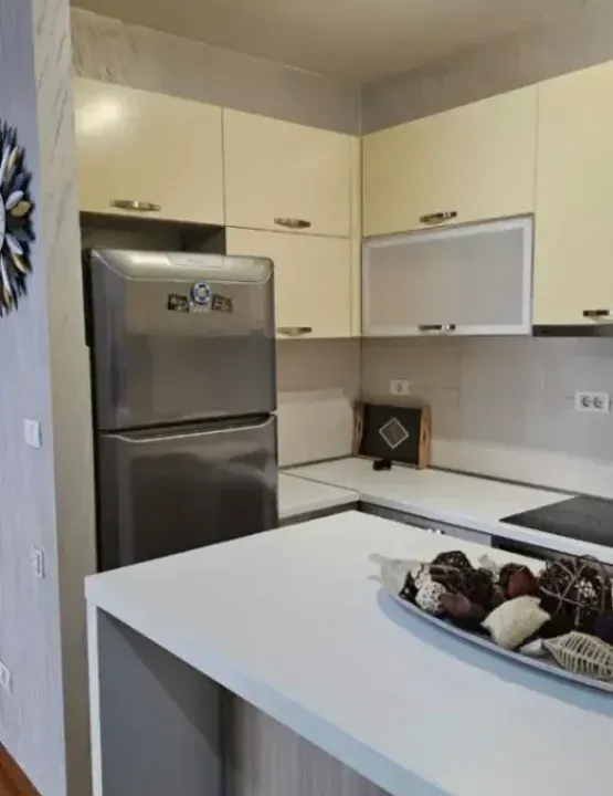 Izdavanje, jednosoban stan, 51m², City Kvart, Podgorica