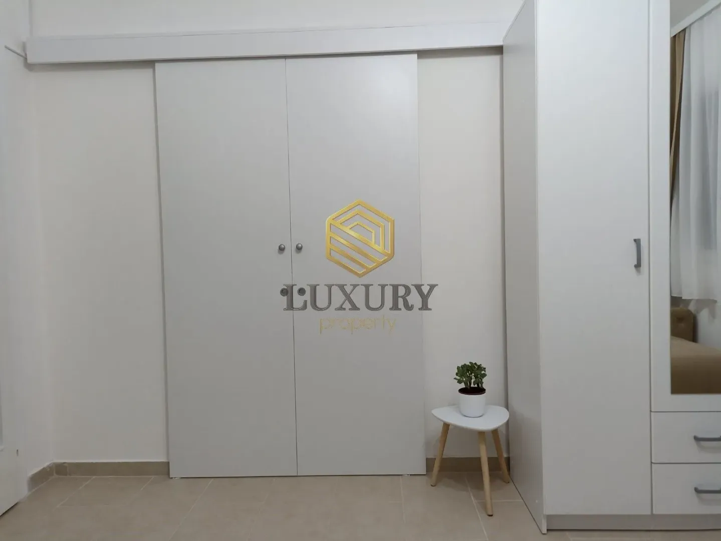 Prodaja, garsonjera, 24m², Gintaš, Podgorica