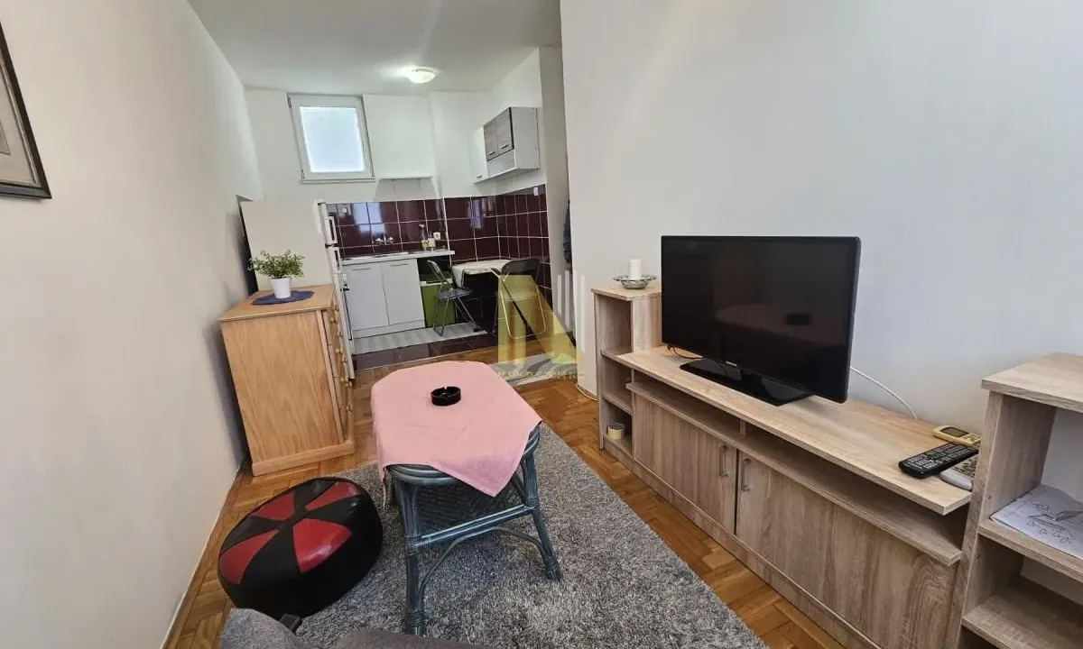 Rent, one bedroom apartment, 29m², Podbara, Novi Sad Sve Podlokacije