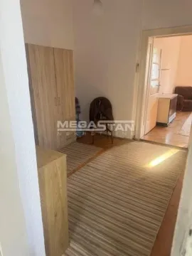 Izdavanje, jednosoban stan, 38m², Južni Bulevar, Vračar Sve Podlokacije - image 3