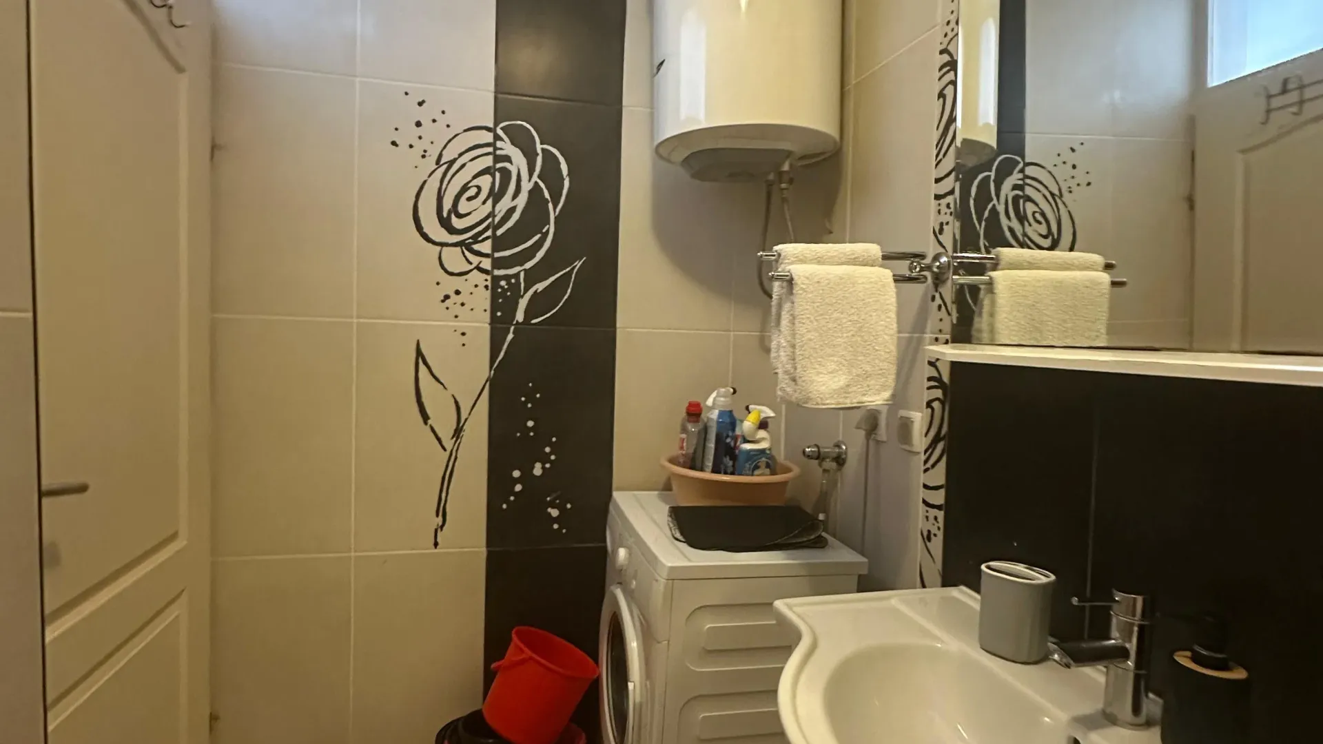 Rent, one bedroom apartment, 56m², Centar, Tivat