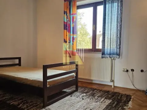 Sale, house, 331m², Lipov gaj, Novi Sad Sve Podlokacije - image 30