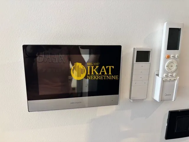Rent, one bedroom apartment, 38m², Južni Bulevar, Vračar Sve Podlokacije