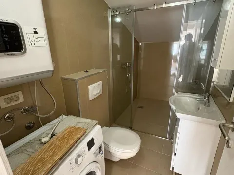 Prodaja, trosoban stan, 171m², Petrovac, Budva - image 5