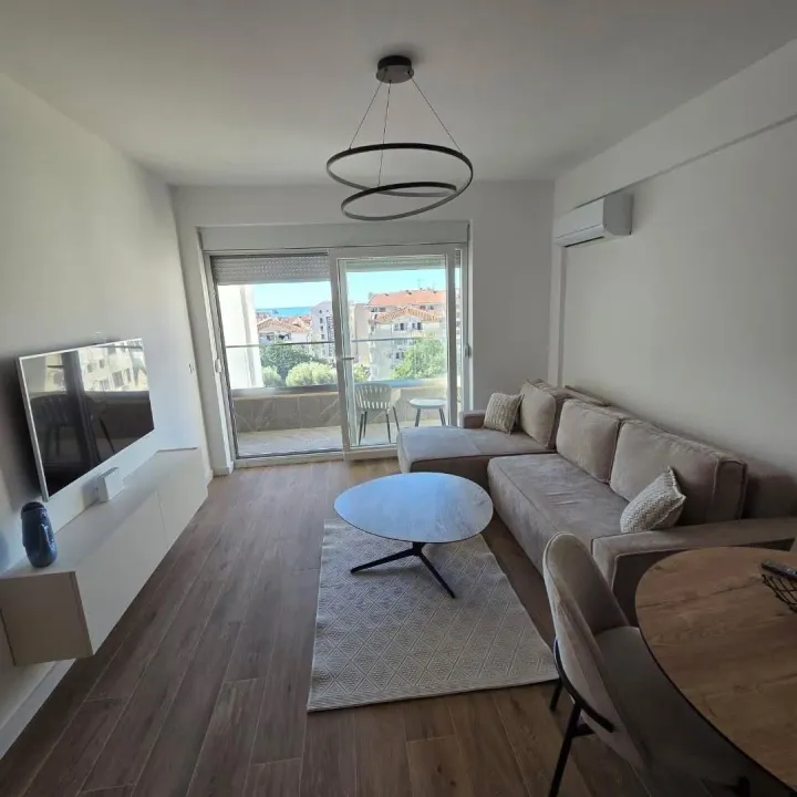 Rent, one bedroom apartment, 43m², Podkošljun, Budva