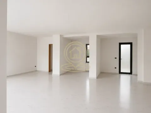 Prodaja, poslovni prostor, 65m², Centar, Vrnjačka Banja - image 2