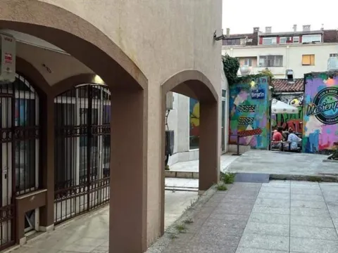 Rent, office space, 25m², Podgorica, Crna Gora - image 2