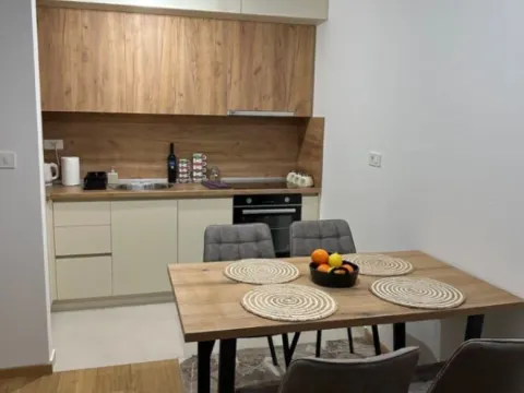 Izdavanje, stan, 45m², City Kvart, Podgorica - image 2