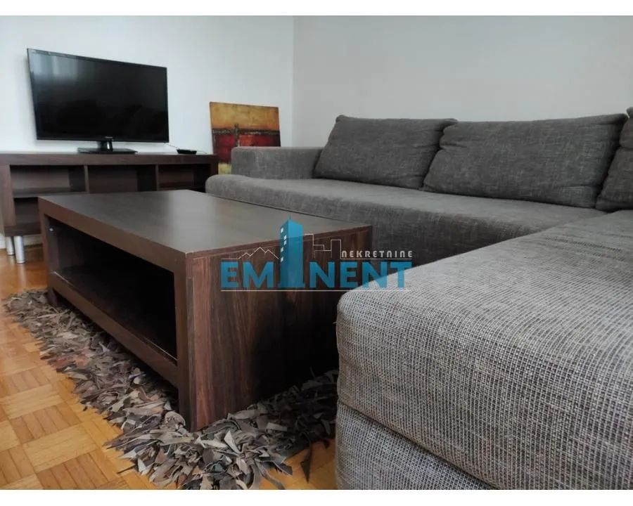 Izdavanje, dvosoban stan, 56m², Novi Beograd Blok 28, Novi Beograd Sve Podlokacije