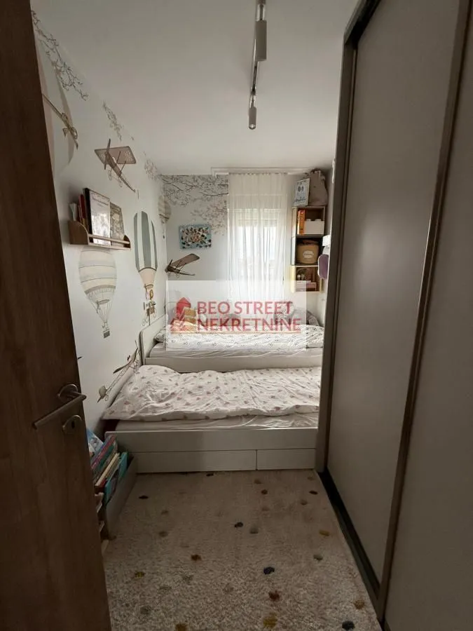 Prodaja, trosoban stan, 47m², Ledine, Beograd