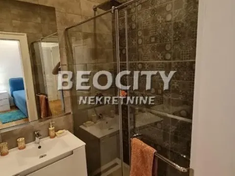 Izdavanje, trosoban stan, 100m², Kalenić Pijaca, Vračar Sve Podlokacije - image 3