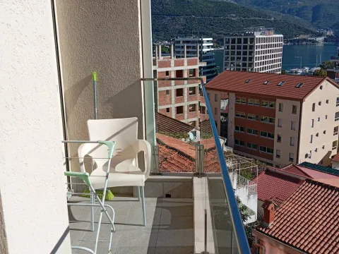 Izdavanje, jednosoban stan, 55m², Budva, Crna Gora - image 11