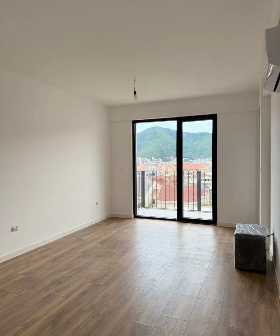 Prodaja, jednosoban stan, 56m², Podkošljun, Budva