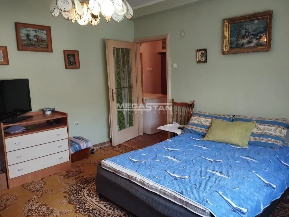 Prodaja, trosoban stan, 70m², Padinska Skela, Palilula Sve Podlokacije