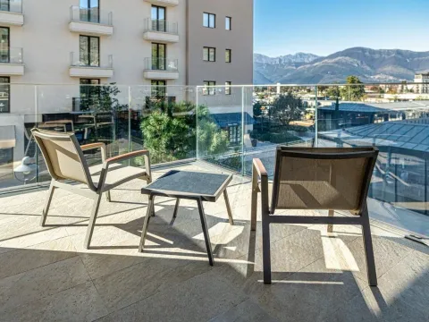 Prodaja, jednosoban stan, 74m², Porto Montenegro, Tivat - image 12