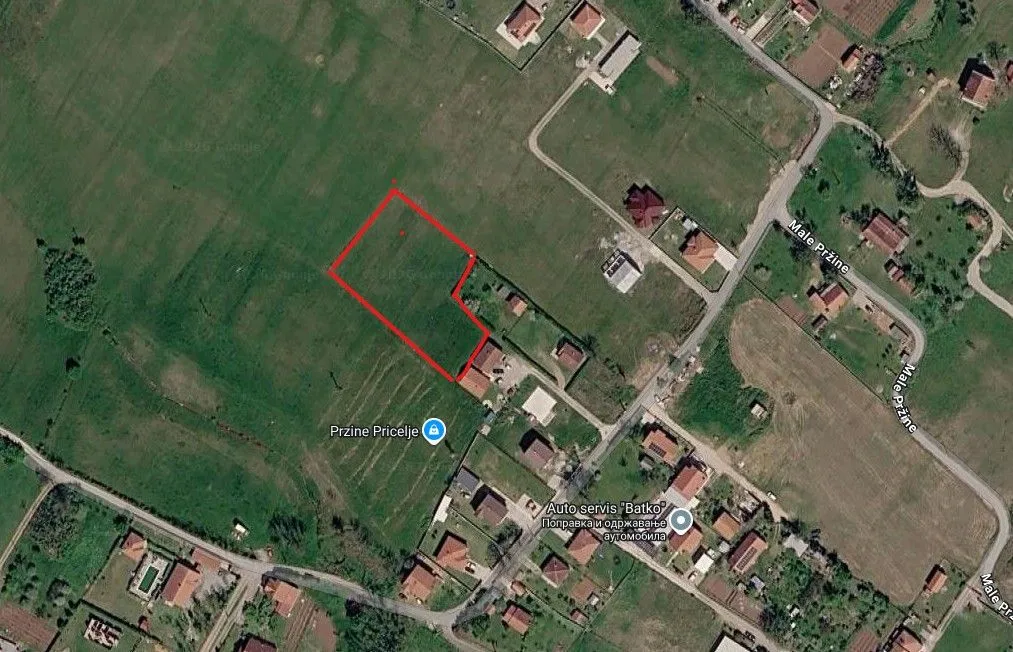 Satelitski snimak terena sa označenom parcelom.
