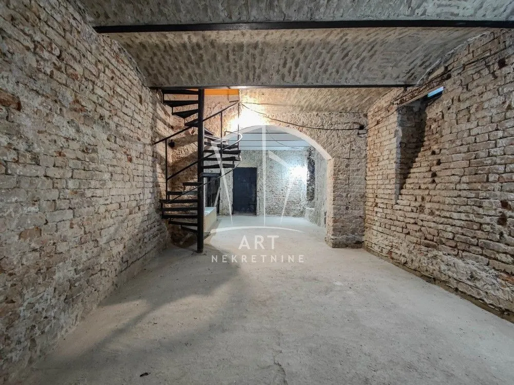 Sale, three bedroom apartment, 160m², Tolicin Venac, Beograd