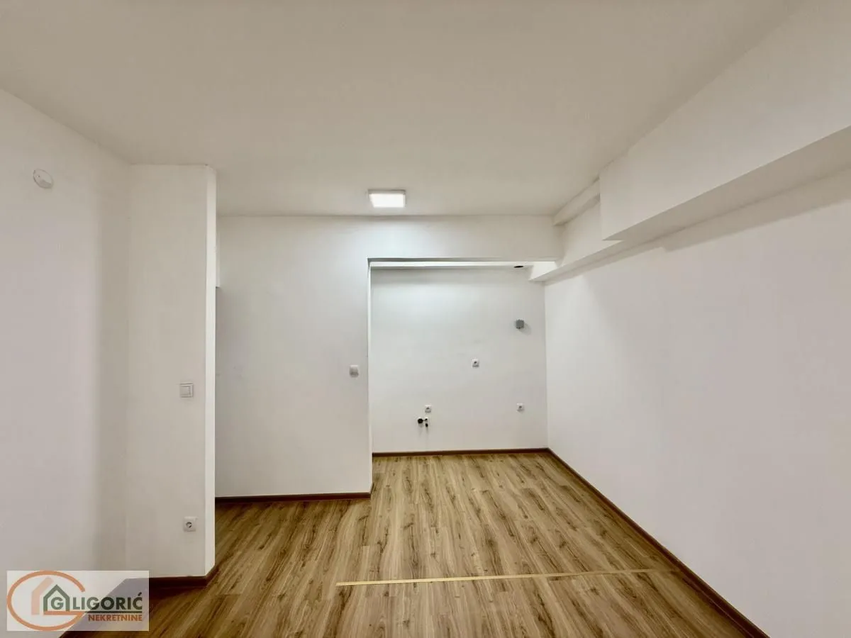 Prodaja, trosoban stan, 81m², Trošarina, Voždovac Sve Podlokacije