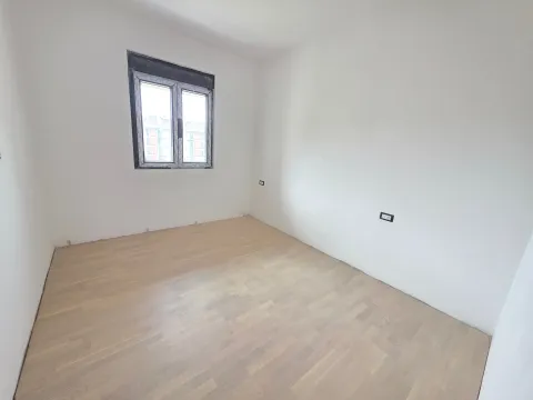 Prodaja, jednosoban stan, 46m², Tološi, Podgorica - image 5