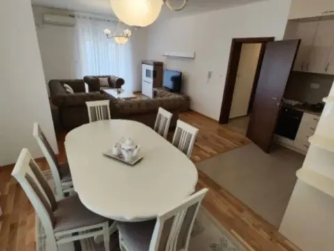 Rent, two bedroom apartment, 73m², Tuški Put, Podgorica - image 3