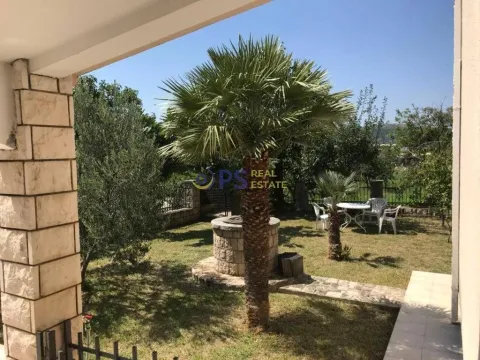 Izdavanje, kuća, 95m², Bar, Crna Gora - image 9