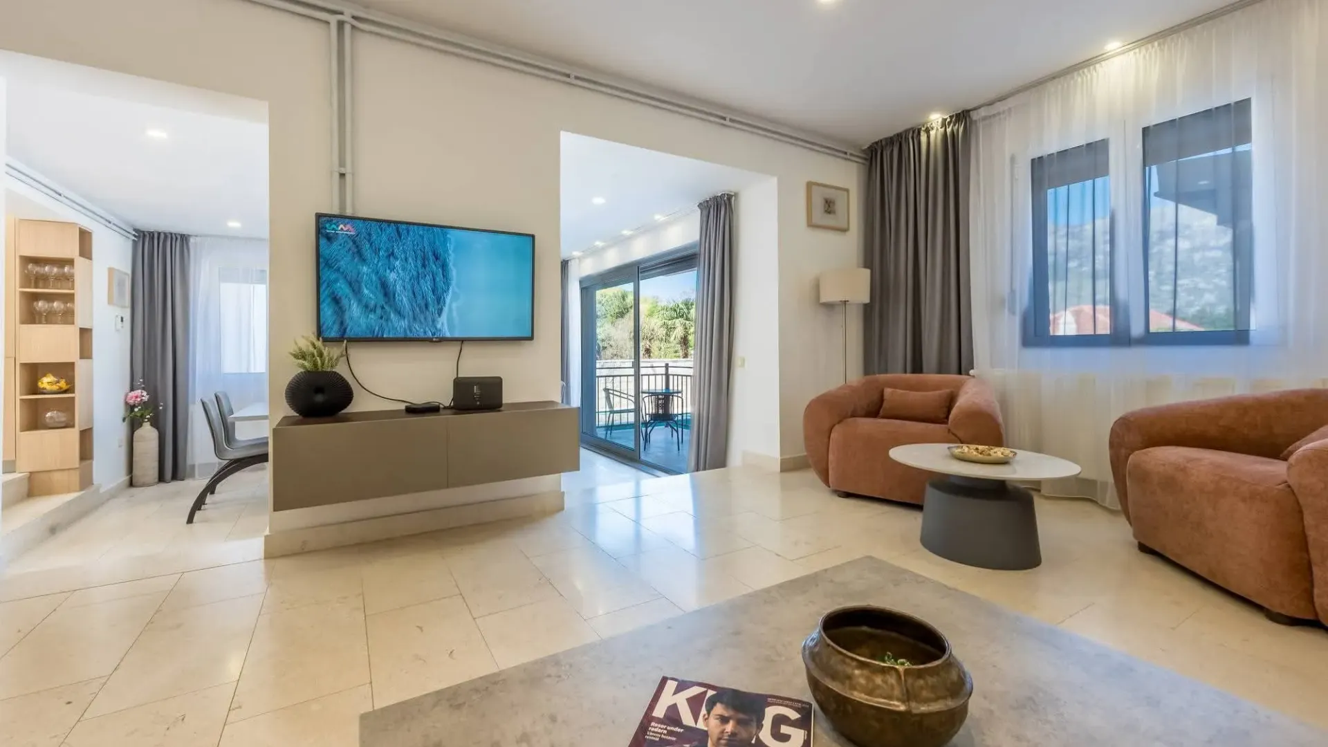 Sale, house, 240m², Stoliv, Kotor