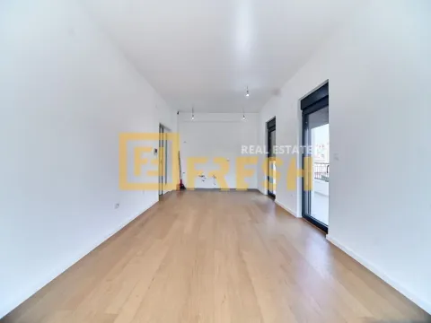 Prodaja, jednosoban stan, 68m², Zabjelo, Podgorica - image 2