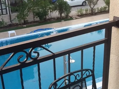 Rent, one bedroom apartment, 55m², Portonovi, Herceg Novi - image 2