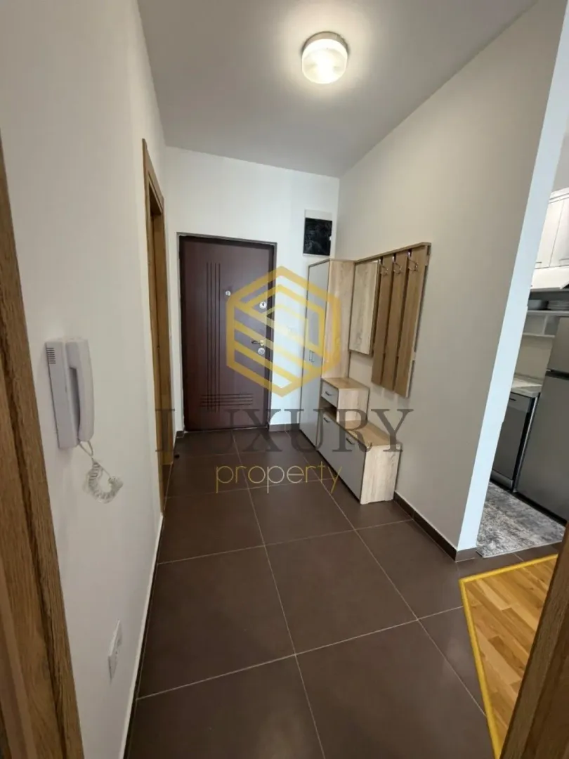 Izdavanje, jednosoban stan, 40m², Stari Aerodrom, Podgorica