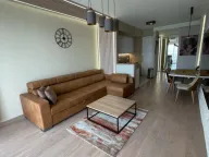 Izdavanje, trosoban stan, 82m², Savski Venac, Beograd - image 12