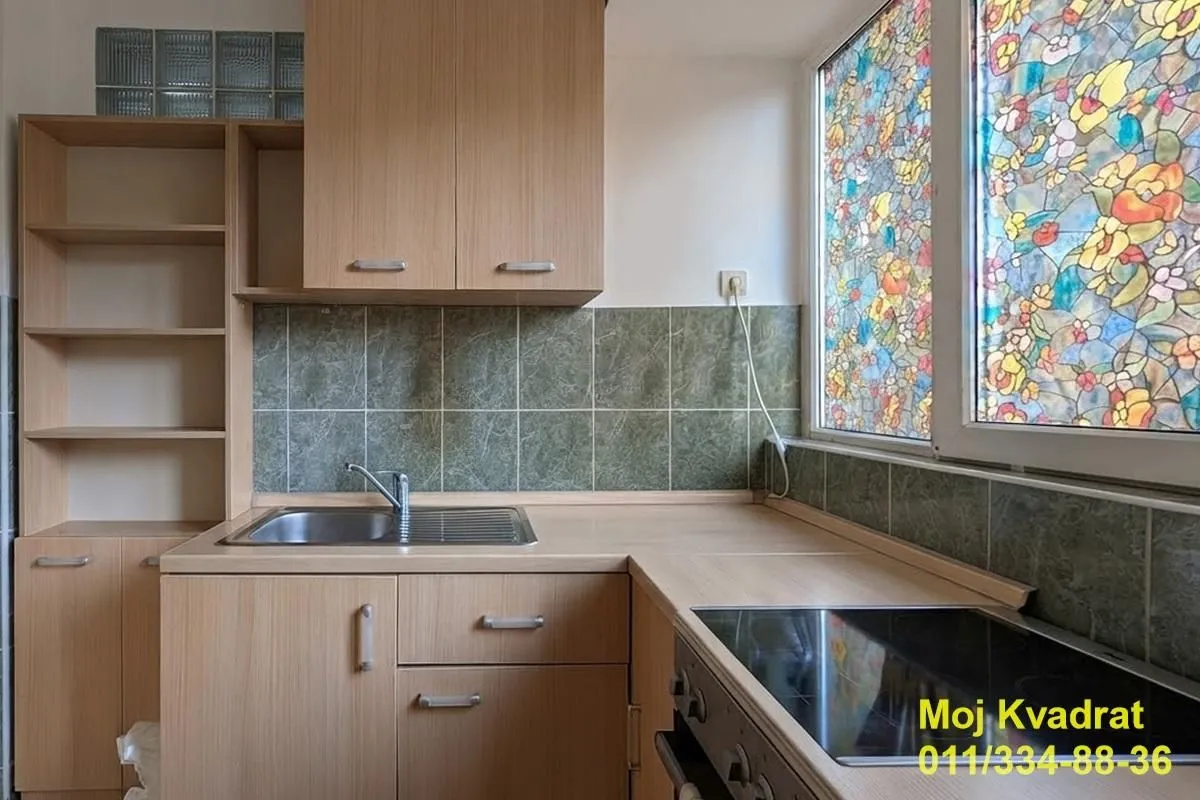 Izdavanje, trosoban stan, 65m², Zeleni Venac, Beograd