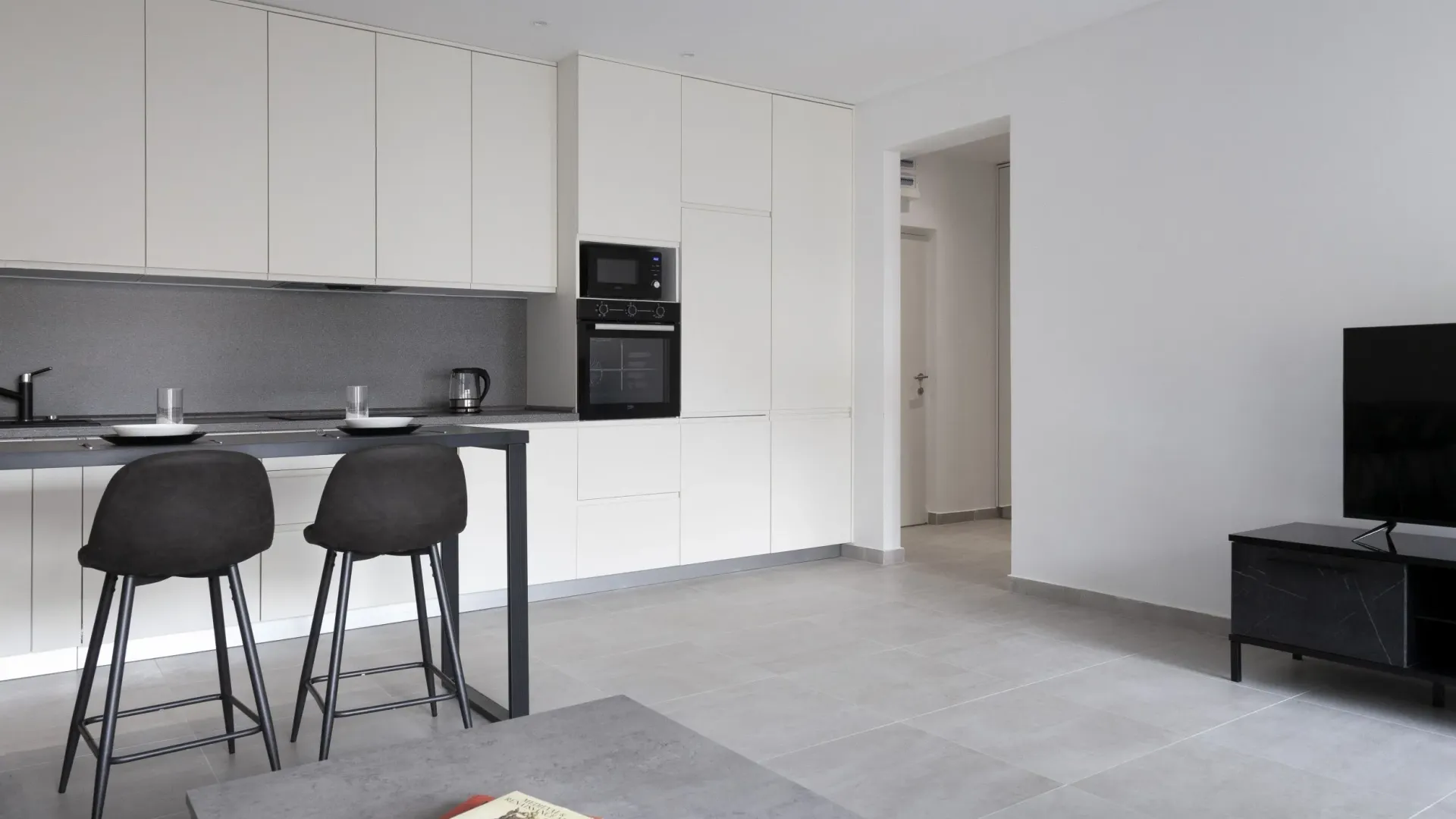 Sale, two bedroom apartment, 64m², Kotor, Crna Gora