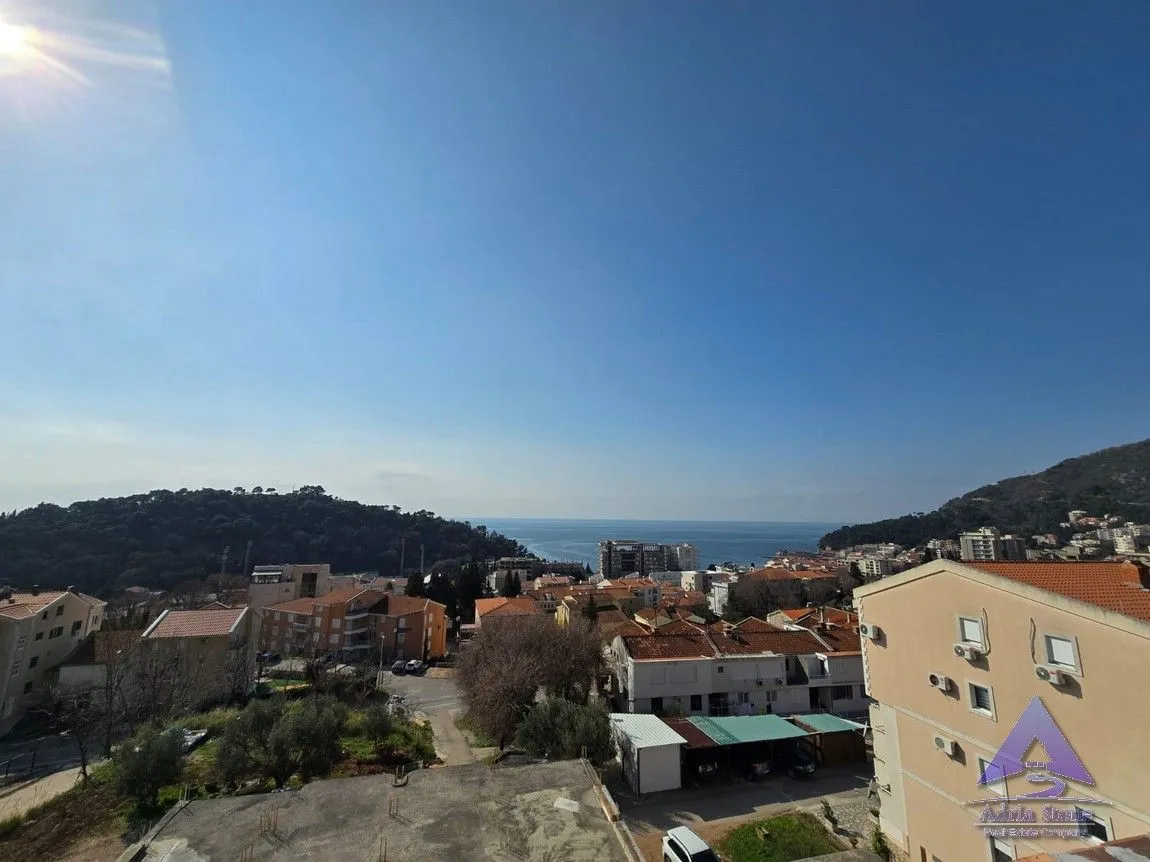 Sale, two bedroom apartment, 75m², Petrovac, Budva