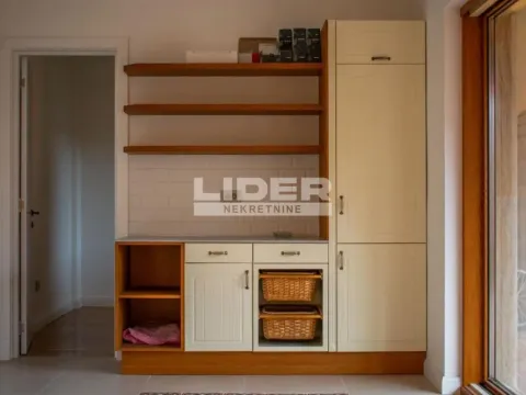 Izdavanje, kuća, 145m², Zemun Gornji Grad, Zemun Sve Podlokacije - image 15