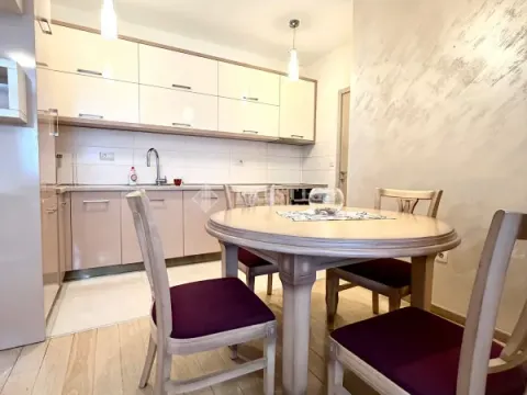 Rent, two bedroom apartment, 72m², City Kvart, Podgorica - image 4