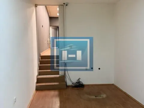 Prodaja, poslovni prostor, 52m², Sarina Medja, Jagodina - image 6