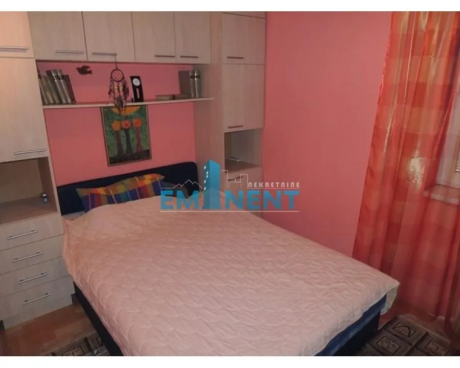 Rent, two bedroom apartment, 57m², Čukarica, Beograd