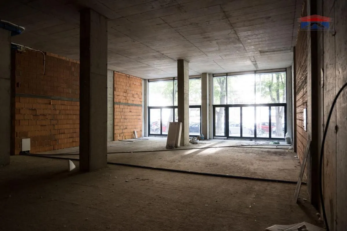 Rent, office space, 204m², Spens, Novi Sad Sve Podlokacije