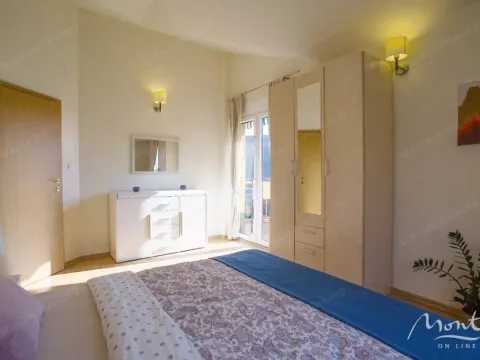 Sale, two bedroom apartment, 82m², Đenovići, Herceg Novi - image 10