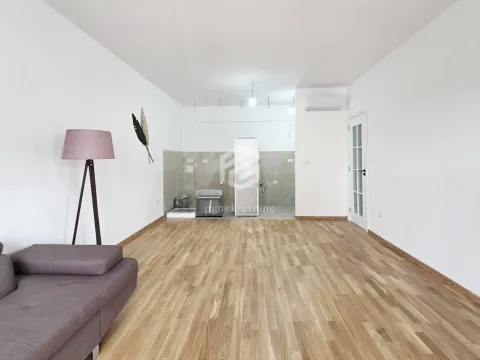 Rent, one bedroom apartment, 52m², Stari Aerodrom, Podgorica - image 3