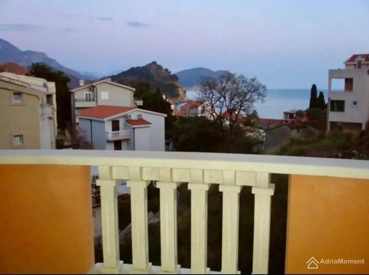 Sale, one bedroom apartment, 54m², Petrovac, Budva