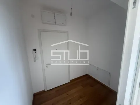 Rent, four bedroom apartment, 172m², Čukarica, Beograd - image 3