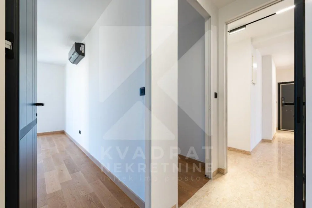 Prodaja, trosoban stan, 163m², Vezirov Most, Podgorica