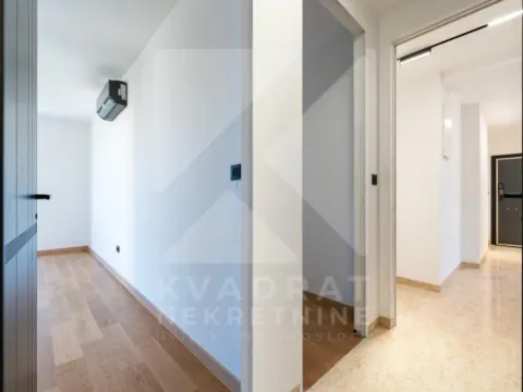 Sale, three bedroom apartment, 163m², Vezirov Most, Podgorica - image 8