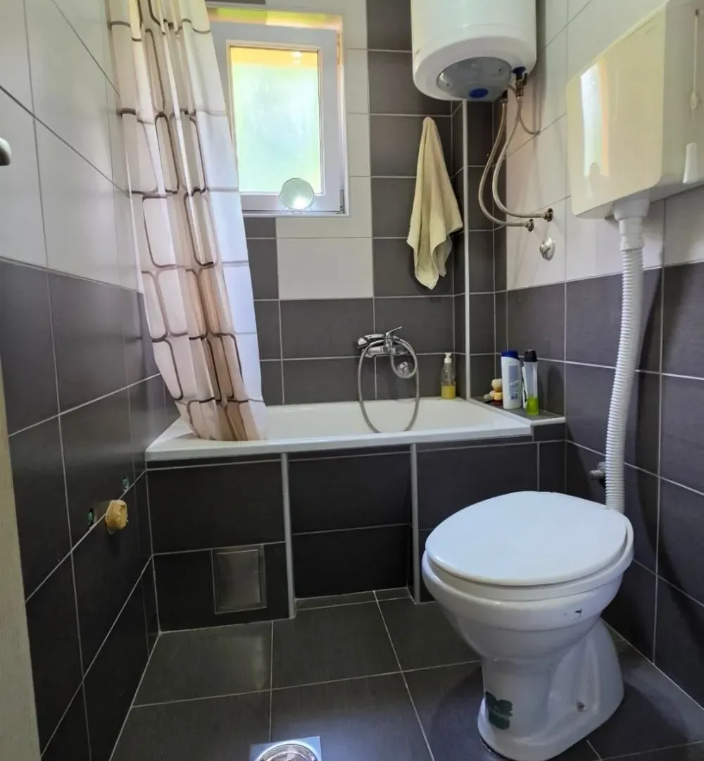 Prodaja, kuća, 453m², Zemun Sve Podlokacije, Beograd